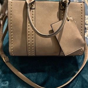 Jesse & James Handbag with conceal carry
